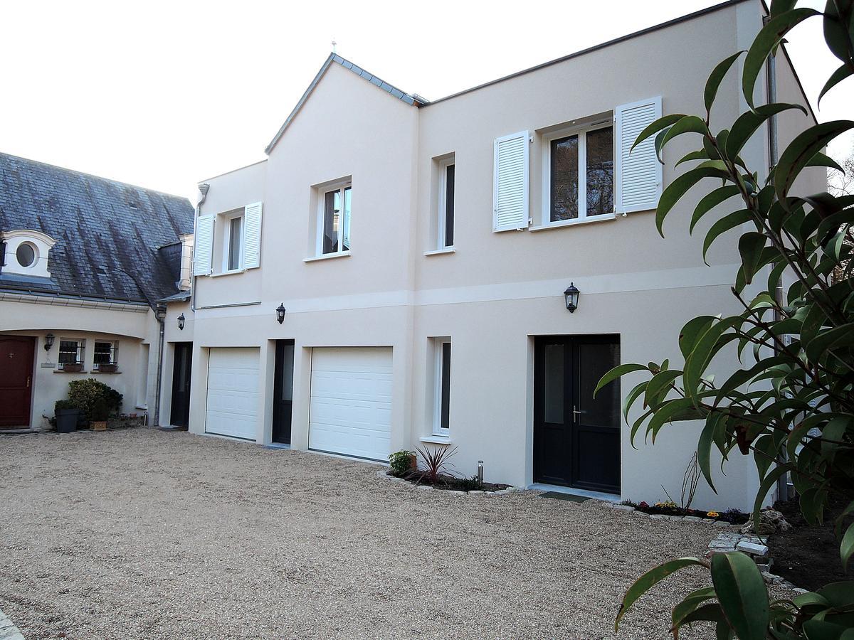 Logis Du Lievre D'Or Bed & Breakfast Монбазон Екстериор снимка